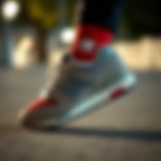 Profile View of New Balance 327 Stylish profile view of the New Balance 327 in size 8.5